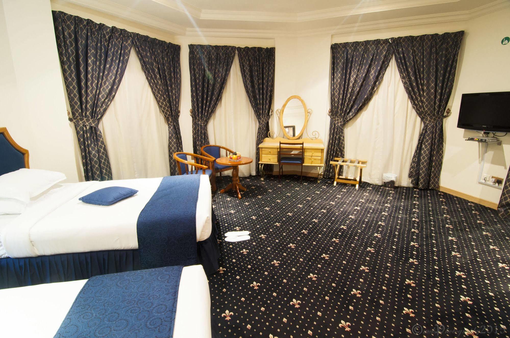 Cayam Hotel Doha Luaran gambar