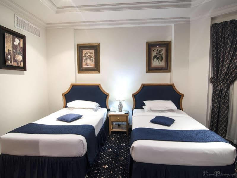 Cayam Hotel Doha Luaran gambar