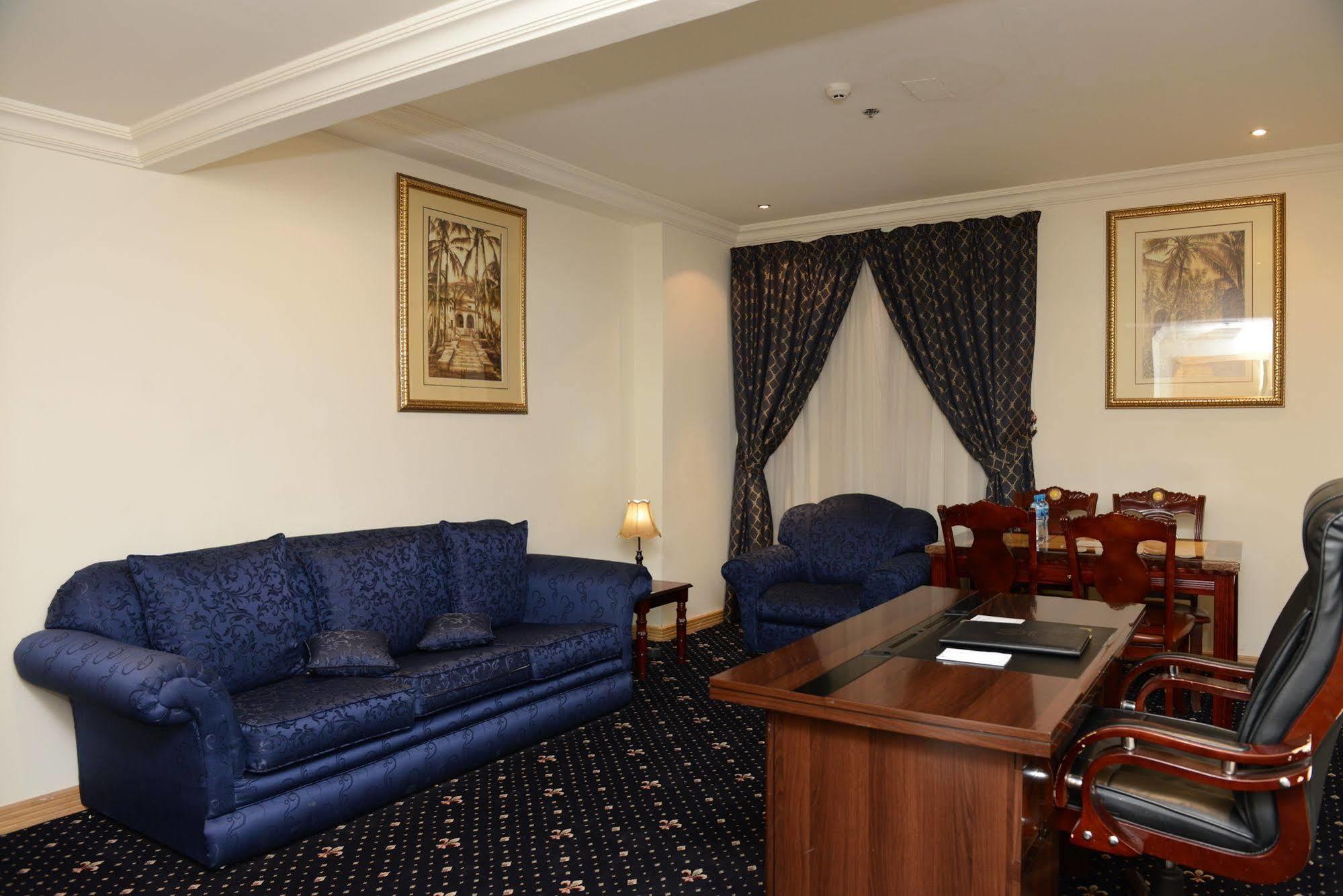Cayam Hotel Doha Luaran gambar