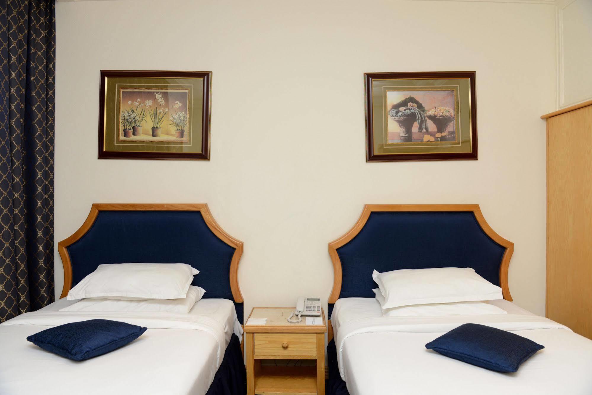 Cayam Hotel Doha Luaran gambar