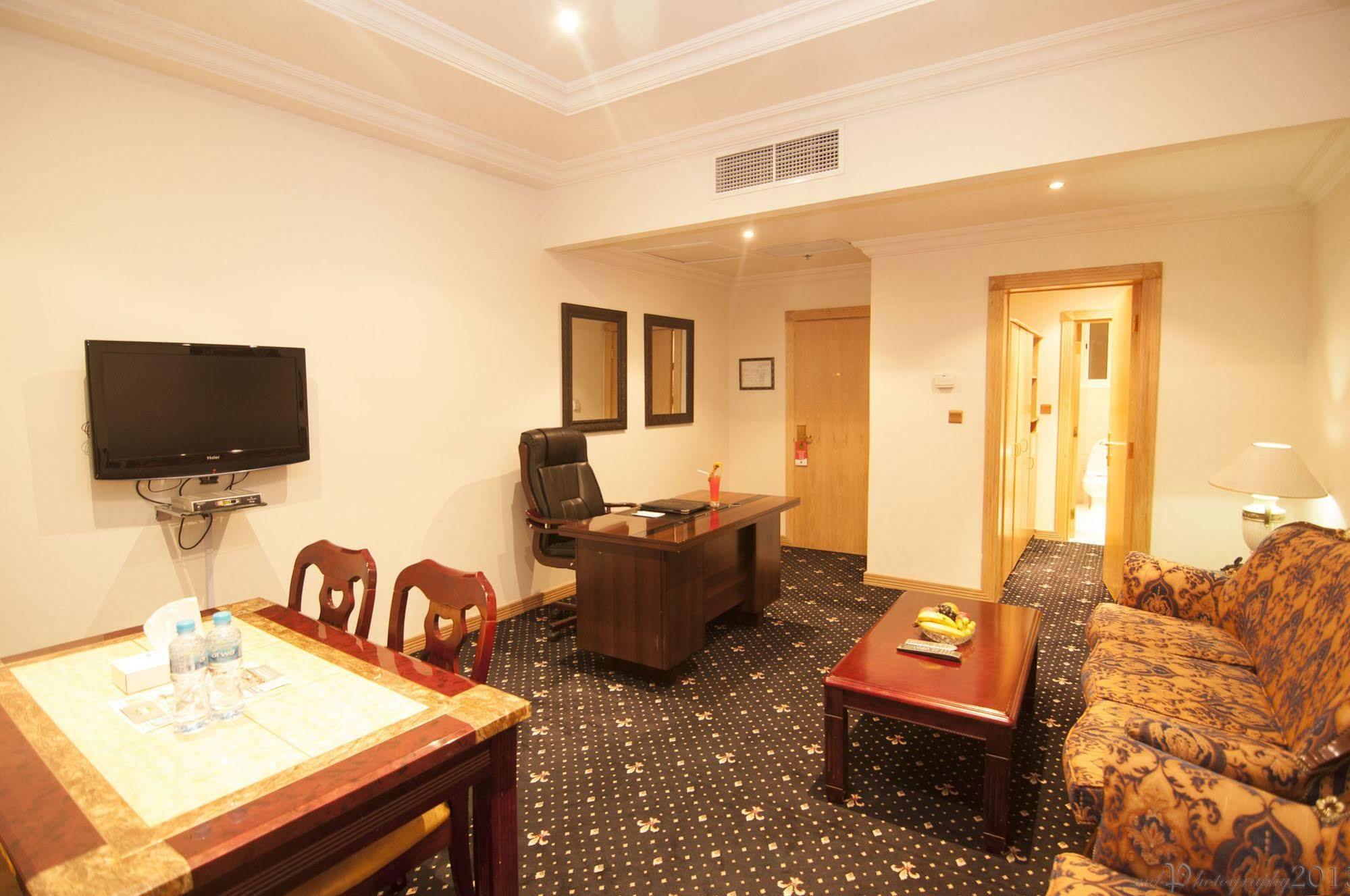 Cayam Hotel Doha Luaran gambar