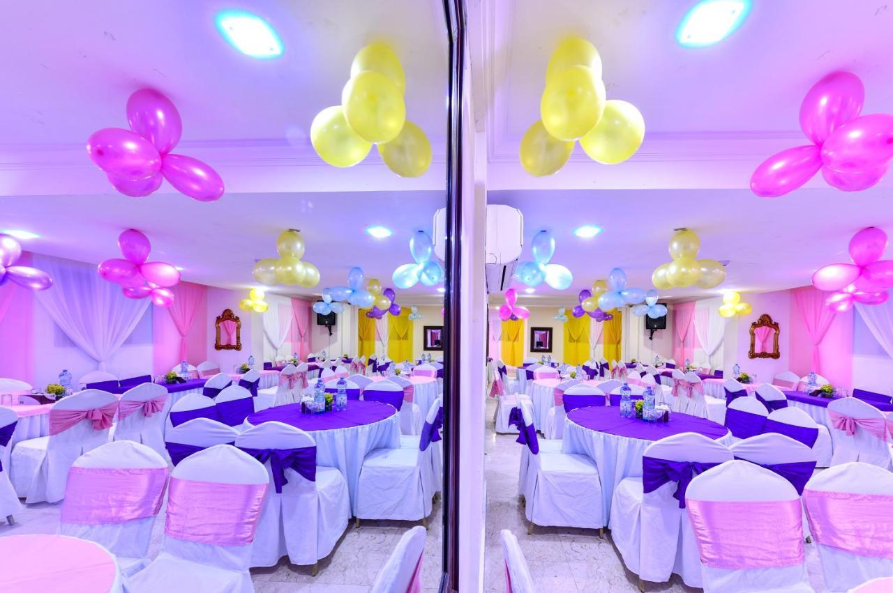 Cayam Hotel Doha Luaran gambar